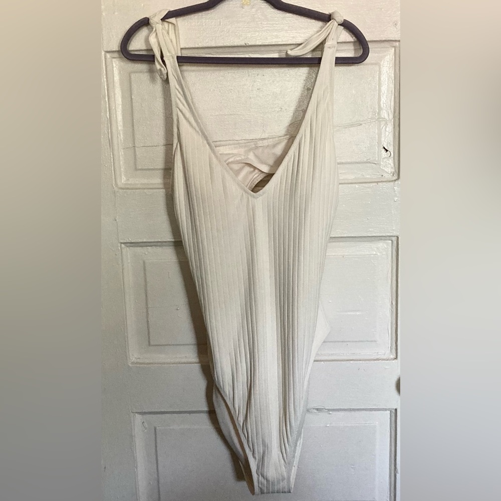 Shade & Shore off White Ribbed One Piece Swimsuit XL (16-18) NWT